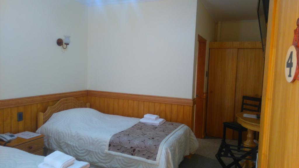 Hostal Loreto Belen Puerto Natales Exterior foto
